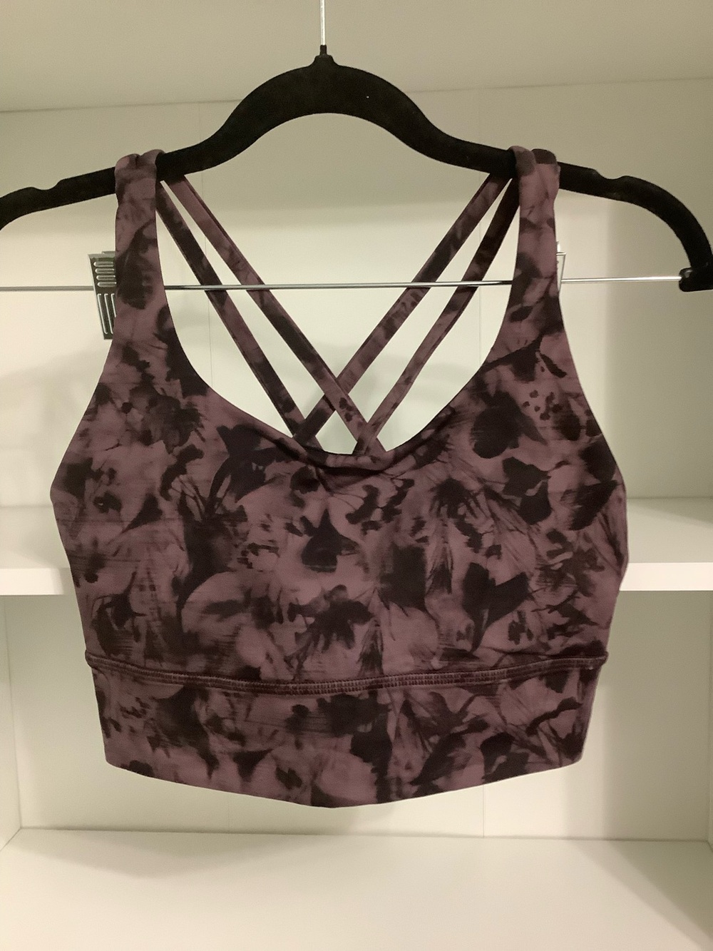 Lululemon Energy sports bra Size 6